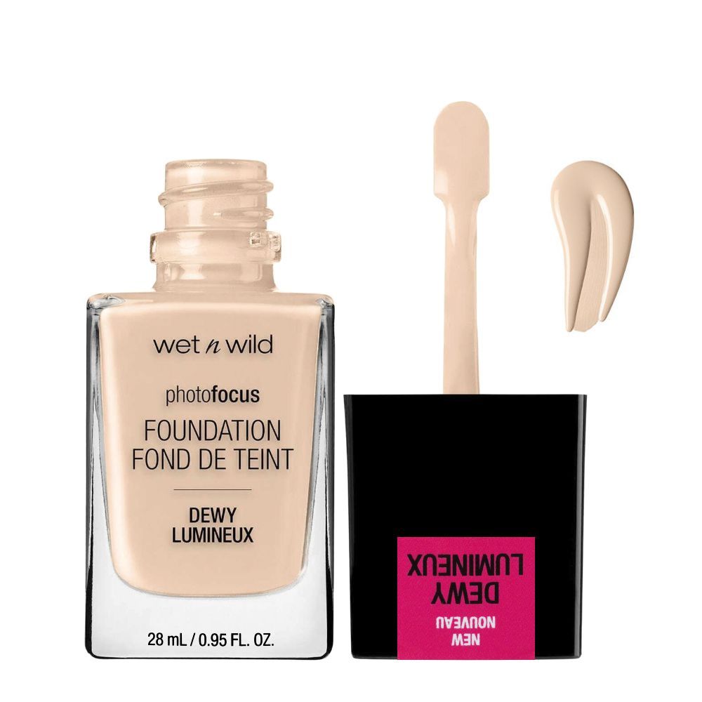 Wet n Wild Photo Focus Dewy Foundation, Soft Ivory