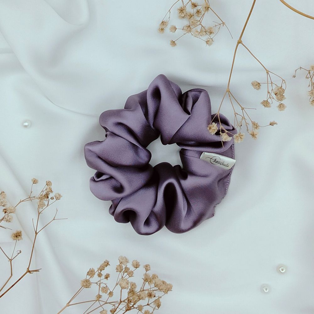 Sandeela Silk/Chiffon Classic Scrunchie, Hair Tie & Ponytail Holder, Lavender, M03-02-1126