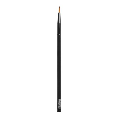 Color Studio Eye Liner Brush, Achieve A Precise & Bold Stroke For Lining Your Eyes