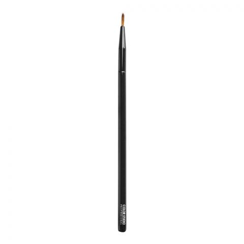 Color Studio Eye Liner Brush, Achieve A Precise & Bold Stroke For Lining Your Eyes